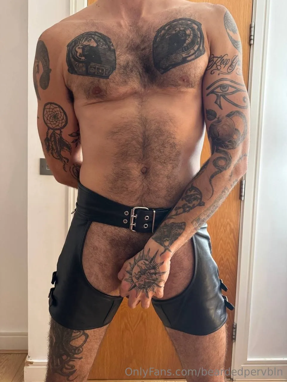 BeardedPervBln🔞 55K FREE page