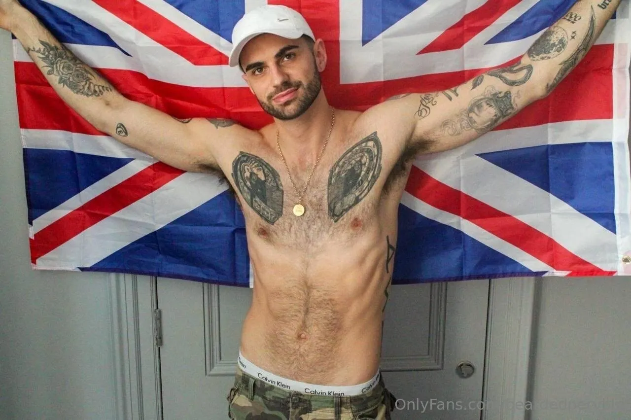 BeardedPervBln🔞 55K FREE page