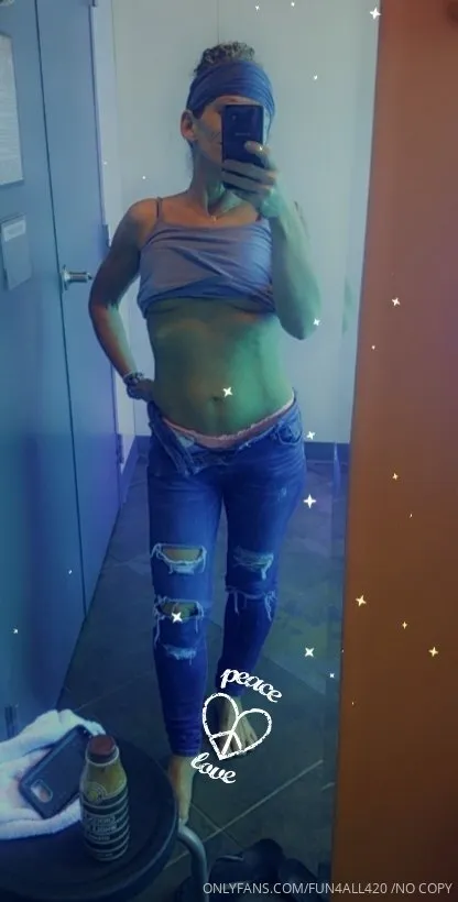 Fun4all420 💨🍷💦🍑🐖👠