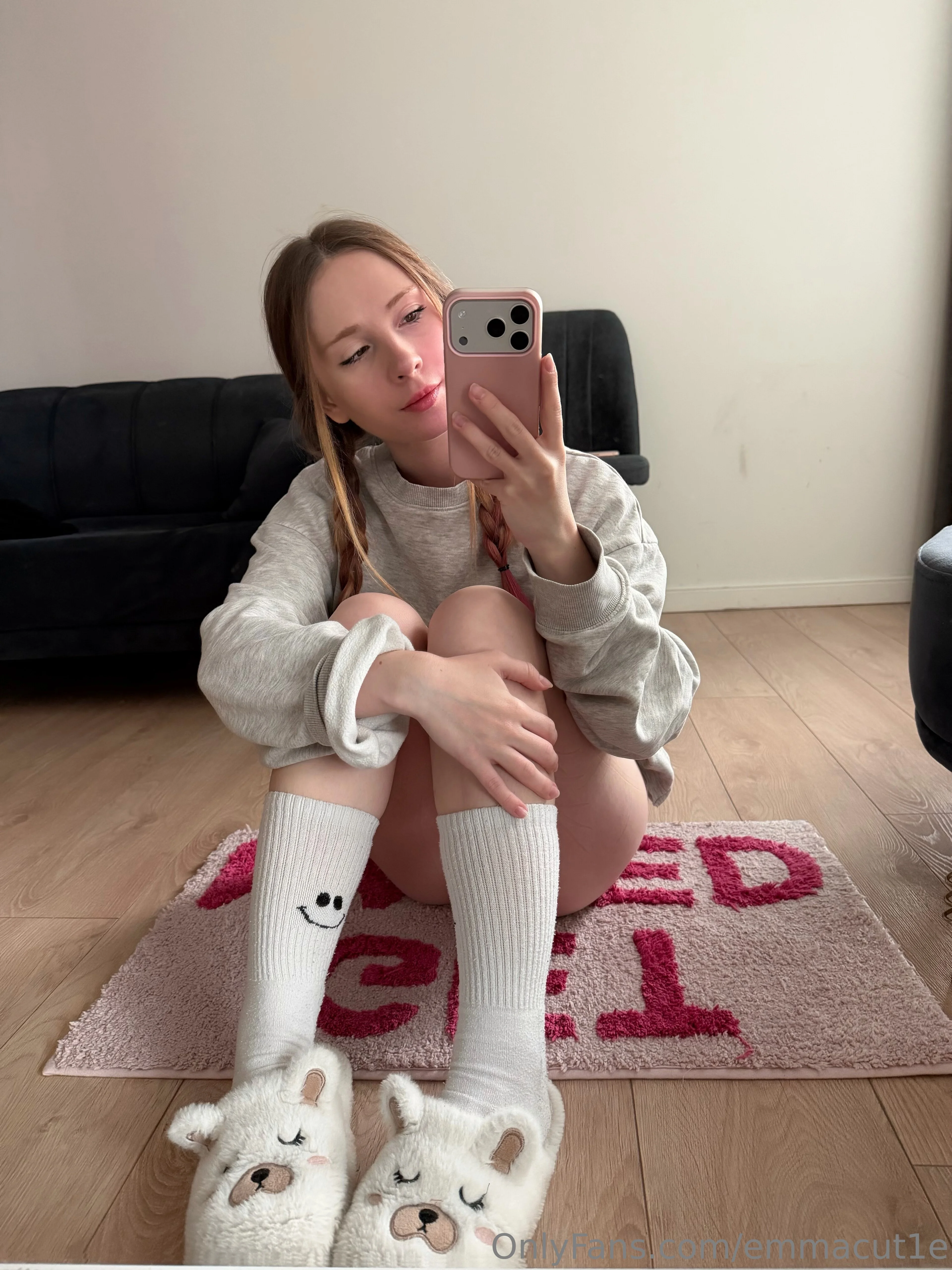 Emma the cutest girl on the OF 😇