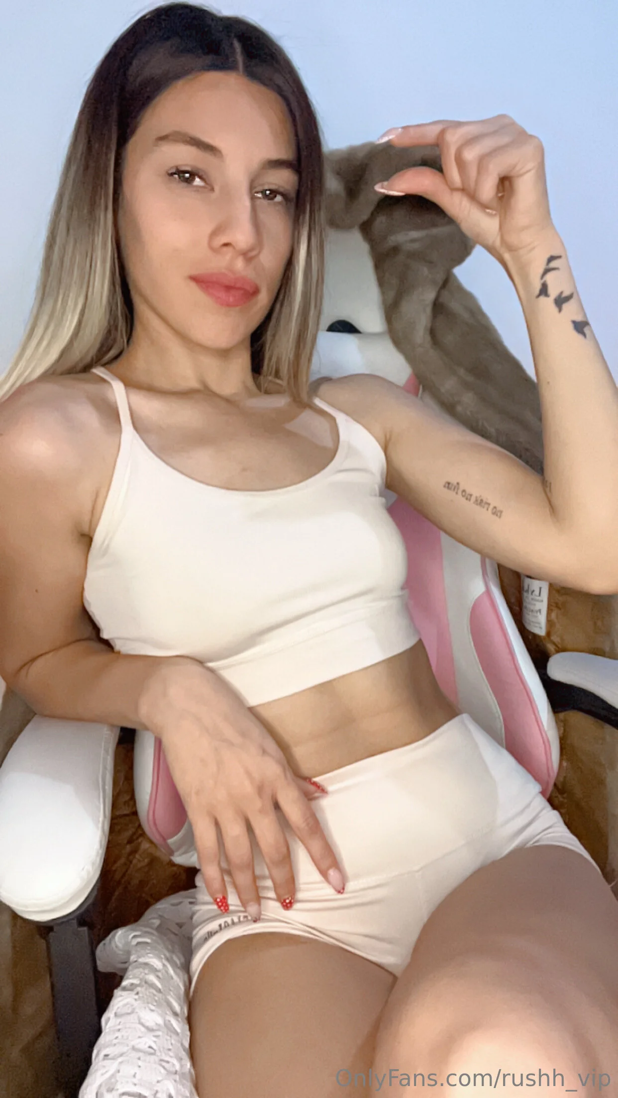 GODDESS RUSHA 🙇🏻‍♂️ FETISHES ❤️‍🔥